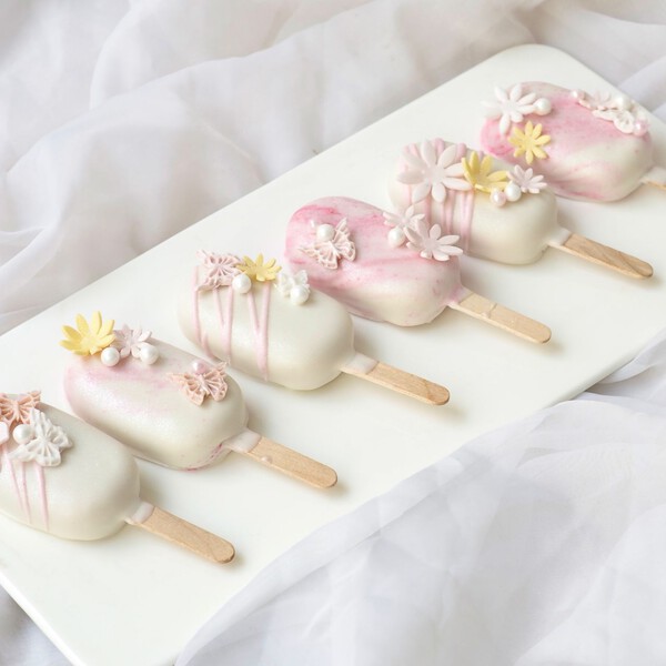 Bloom Cakepops